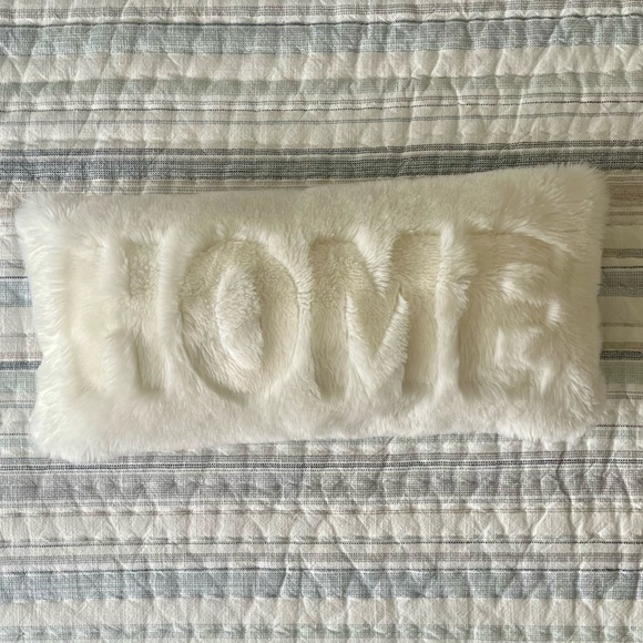 Pottery Barn Other - Pottery Barn HOME Pillow Insert and Sham